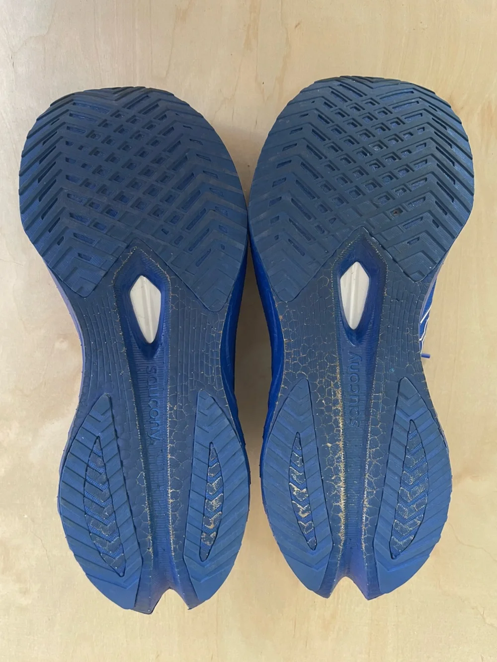 RARE Minted New York x Saucony Endorphin Speed 4 'Blue' unisex size 10